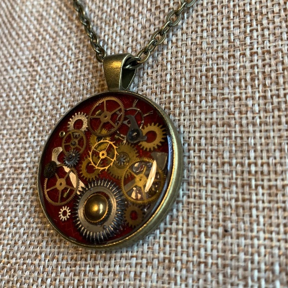 Vintage Gears Steampunk round Necklace 24” Chain New One of a kind - Picture 3 of 7